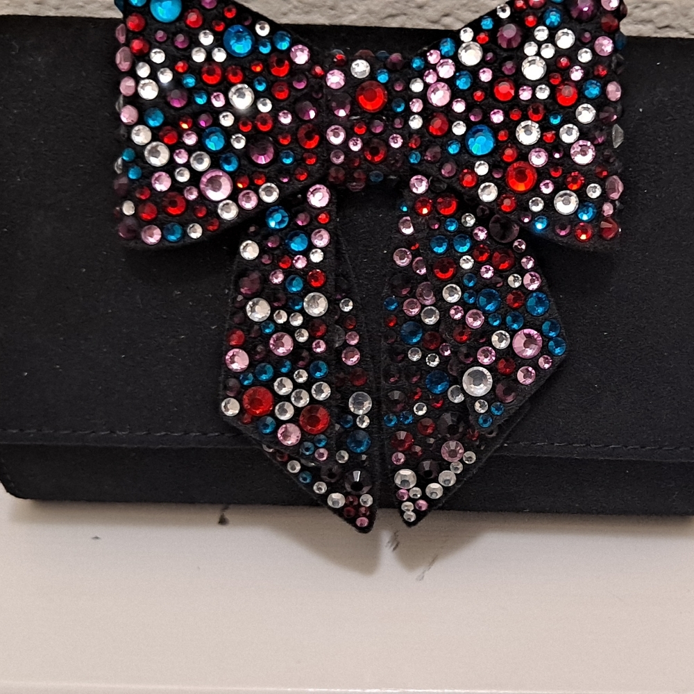 Cute clutch